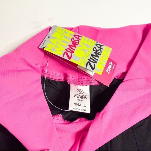 Zumba Wear NWT! Women's Stellar Cargo Capri Pants Black & Pink Size Small - Picture 5 of 7